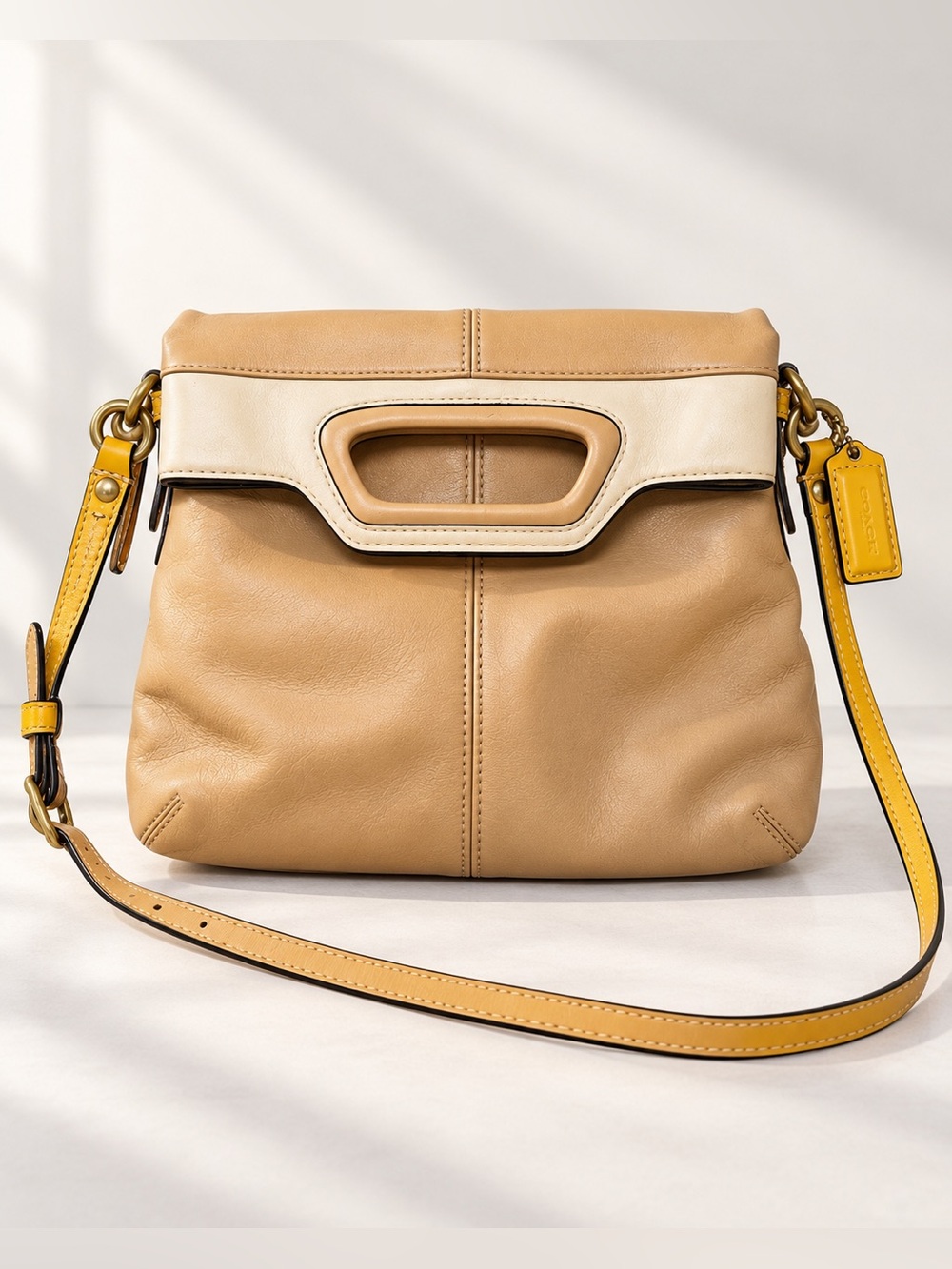 VintageCoach Two-Tone Tan and Cream Leather Satchel with Yellow Strap Y2K Retro